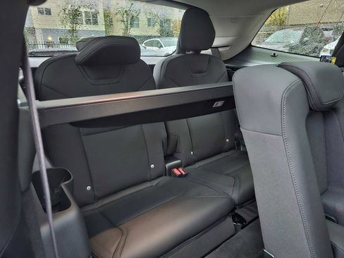 New 2025 Volvo EX90 Plus w/ Protection Package Premier image 14