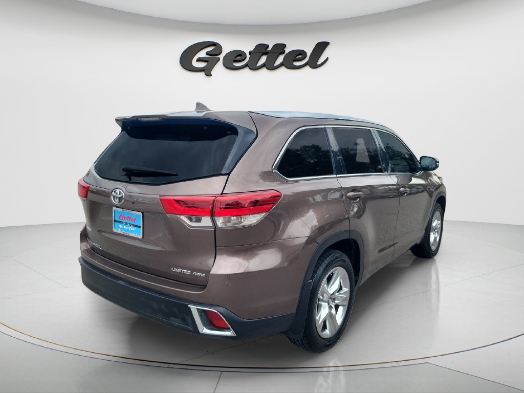 Used 2019 Toyota Highlander Limited AWD/4WD image 5