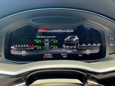 Used 2023 Audi RS Q8 w/ Black Optic Package AWD/4WD image 13