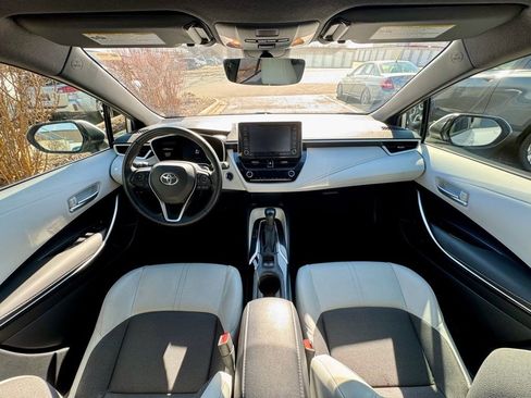 Used 2022 Toyota Corolla XSE image 11