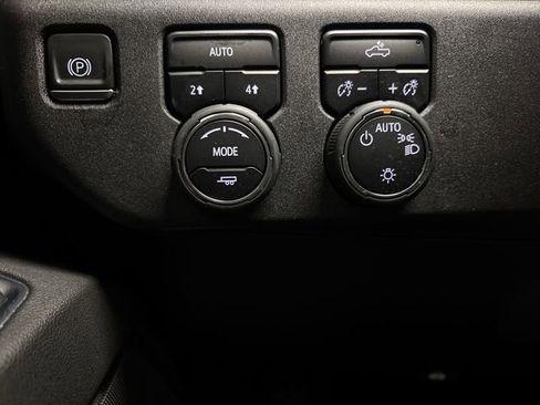 Used 2024 Chevrolet Silverado 1500 LT image 55