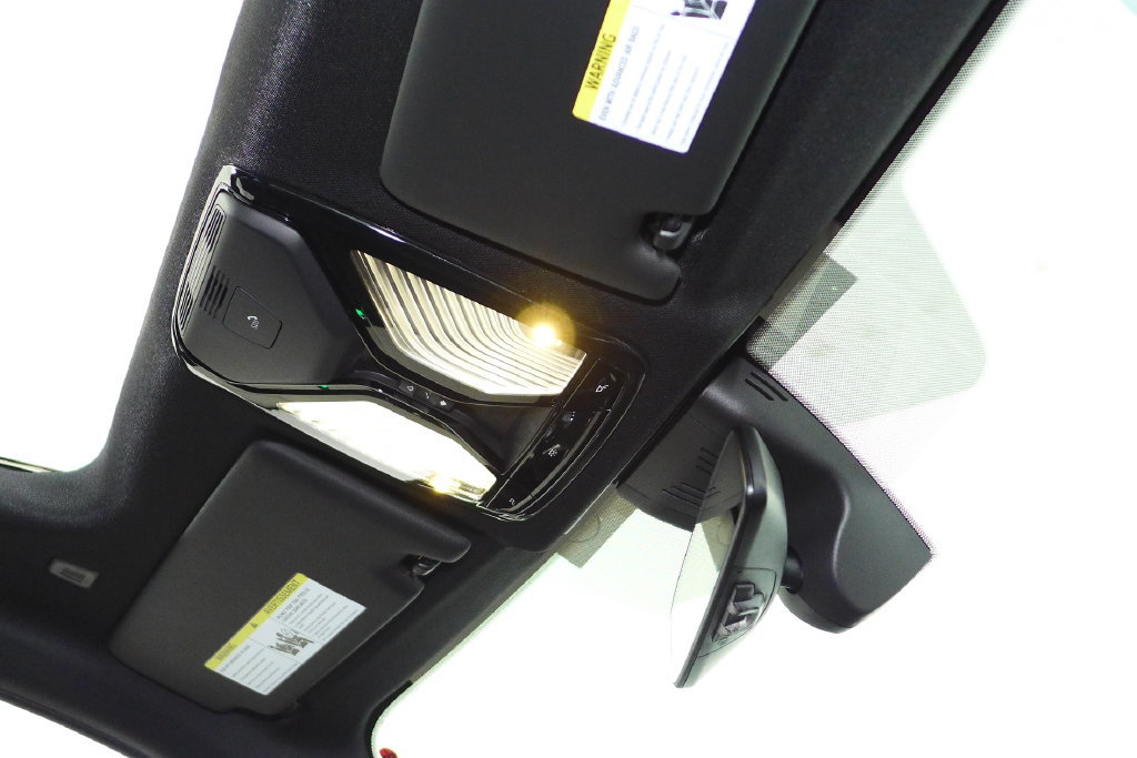 Certified 2025 BMW i4 eDrive40 RWD image 17