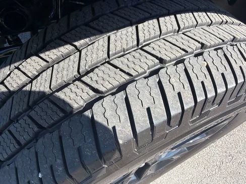 Used 2021 Jeep Wrangler Unlimited Sahara AWD/4WD image 12