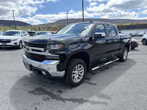 Used 2019 Chevrolet Silverado 1500 LT w/ All-Star Edition image 7