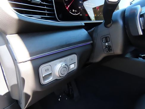 New 2025 Mercedes-Benz GLE 350 4MATIC image 63