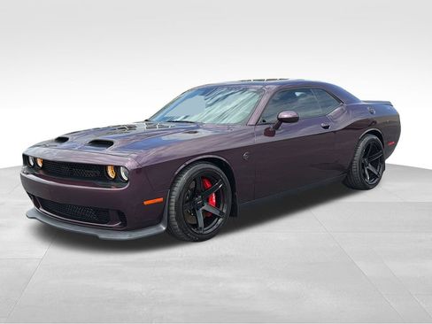 Used 2022 Dodge Challenger SRT Hellcat Redeye RWD image 2