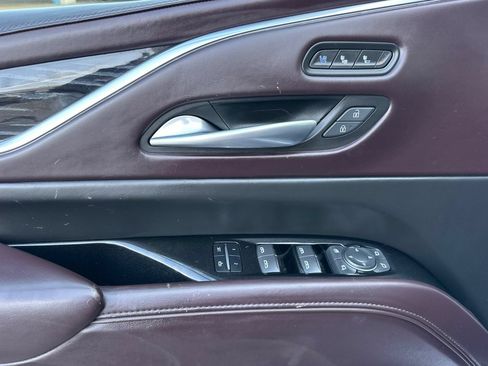 Certified 2023 Cadillac Escalade V AWD/4WD image 11