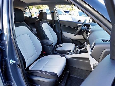 New 2026 Hyundai Venue SEL image 15