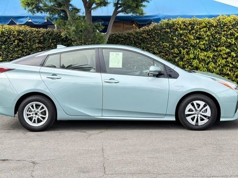 Used 2017 Toyota Prius Two w/ Prius Two Safety Plus Package image 3