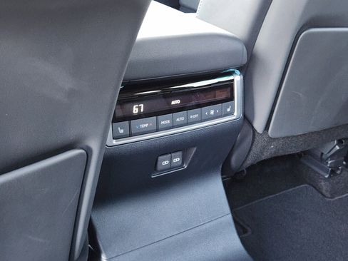 Used 2024 Lexus GX 550 w/ Accessory Package (2T) image 37