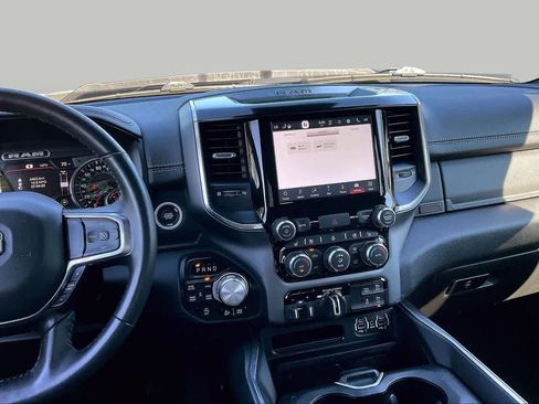 Used 2022 RAM 1500 Laramie AWD/4WD image 6