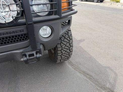 Used 2006 HUMMER H3 AWD/4WD image 10