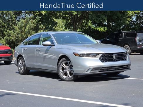 Certified 2023 Honda Accord EX image 3