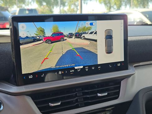 New 2025 Ford Explorer Active image 12