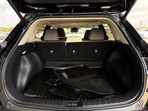 Used 2024 Toyota Corolla Cross XLE w/ Convenience Package image 50