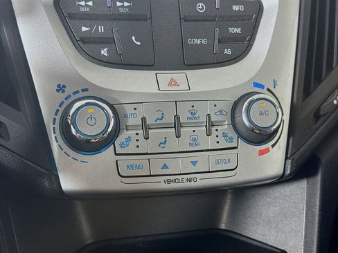 Used 2017 Chevrolet Equinox LT w/ Convenience Package image 17