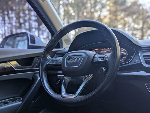 Used 2018 Audi Q5 2.0T Premium Plus w/ Premium Plus Package image 21