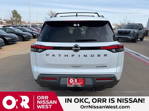 New 2026 Nissan Pathfinder Platinum image 4