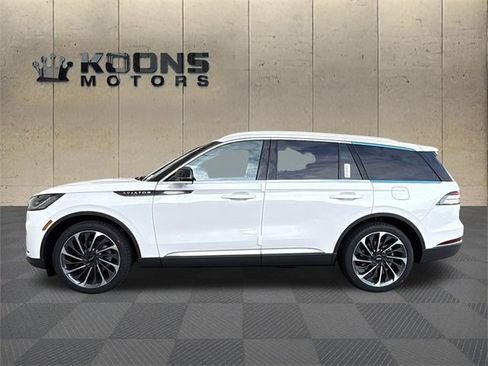 New 2026 Lincoln Aviator Reserve image 2