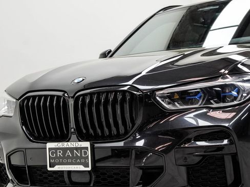 Used 2022 BMW X5 M50i w/ Executive Package AWD/4WD image 2
