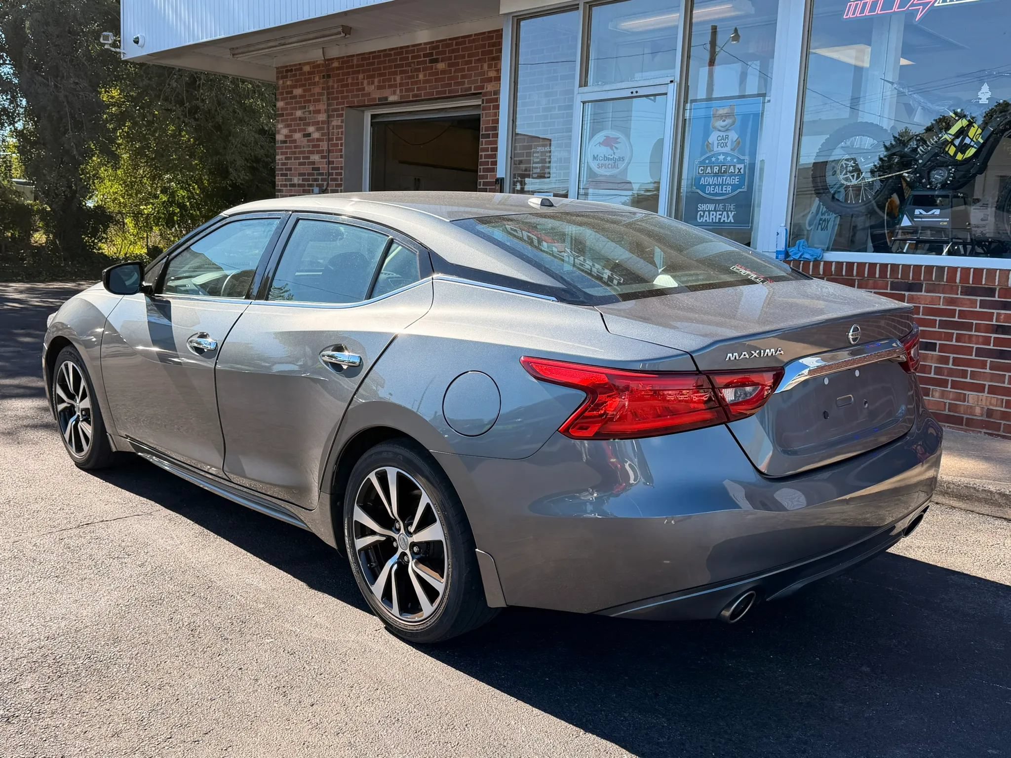 Used 2018 Nissan Maxima 3.5 S FWD image 2