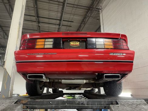 Used 1987 Chevrolet Camaro Z28 image 65