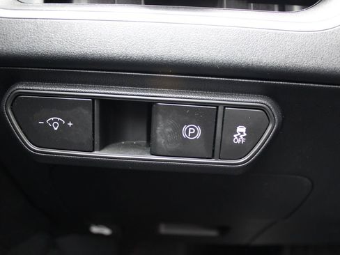 Used 2025 Kia K4 FWD image 20