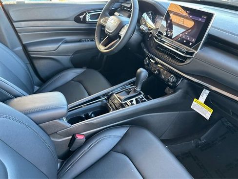 New 2026 Jeep Compass Limited image 17