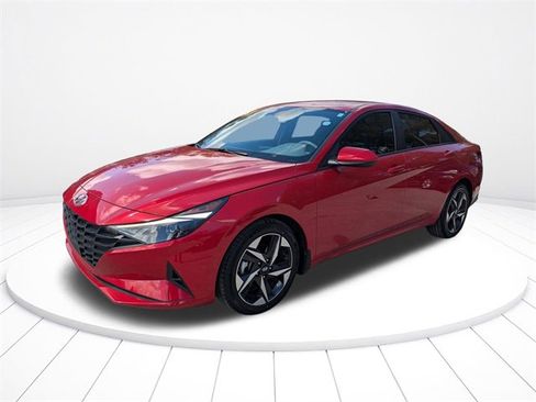 Used 2023 Hyundai Elantra SEL w/ Convenience Package image 8