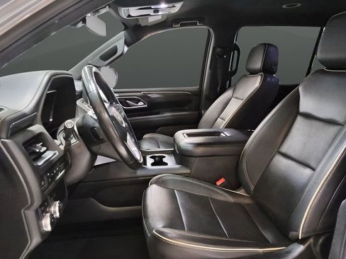 Used 2022 GMC Yukon XL SLT AWD/4WD image 18