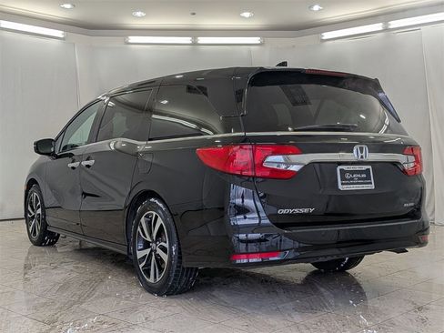 Used 2019 Honda Odyssey Elite image 6
