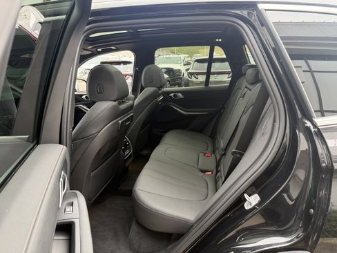 Used 2020 BMW X5 xDrive40i w/ Convenience Package image 24