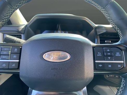 Used 2023 Ford Expedition Max Platinum AWD/4WD image 16
