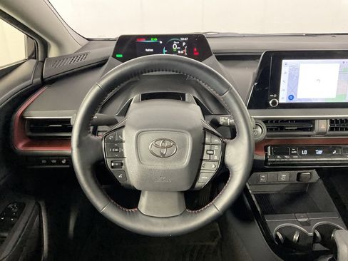 Used 2024 Toyota Prius Prime FWD image 12
