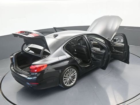 Used 2019 BMW 530i w/ Premium Package RWD image 80
