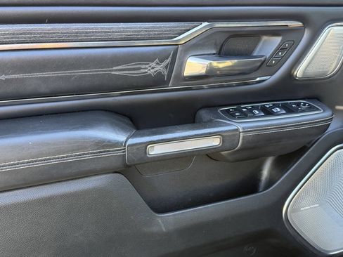 Used 2019 RAM 1500 Limited image 9