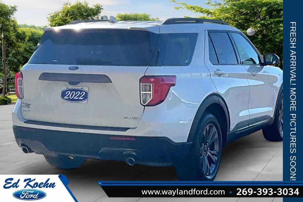 Certified 2022 Ford Explorer XLT w/ Equipment Group 202A AWD/4WD image 12