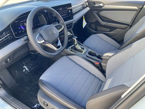 New 2026 Volkswagen Jetta SE FWD image 14