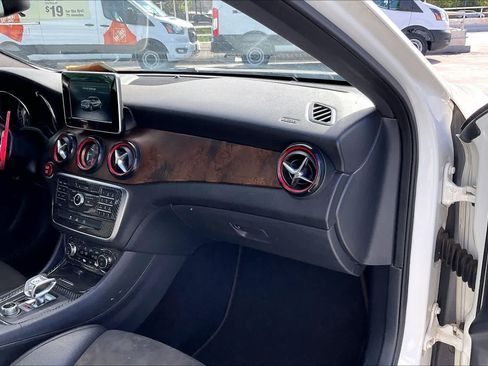 Used 2017 Mercedes-Benz GLA 45 AMG 4MATIC image 23