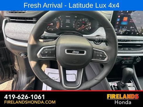 Used 2023 Jeep Compass Latitude AWD/4WD image 18