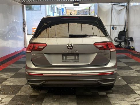 Used 2022 Volkswagen Tiguan SE AWD/4WD image 5