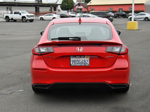 Used 2025 Honda Civic Sport image 7
