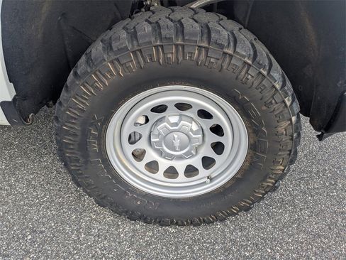 Used 2022 Chevrolet Silverado 1500 W/T w/ WT Value Package image 11