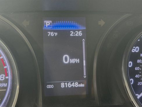 Used 2020 Toyota Camry SE FWD image 30