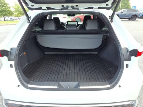 Certified 2024 Toyota Venza Limited AWD/4WD image 24
