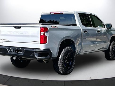 Used 2024 Chevrolet Silverado 1500 Custom Trail Boss AWD/4WD image 9