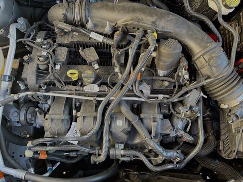 Used 2024 Ford Maverick Lariat w/ FX4 Off-Road Package image 32