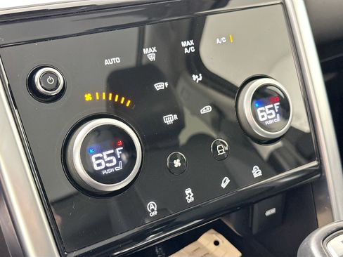 Certified 2023 Land Rover Discovery Sport S image 18