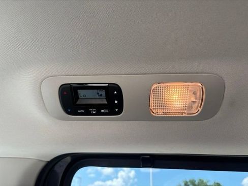 Used 2026 Honda Odyssey Touring image 24