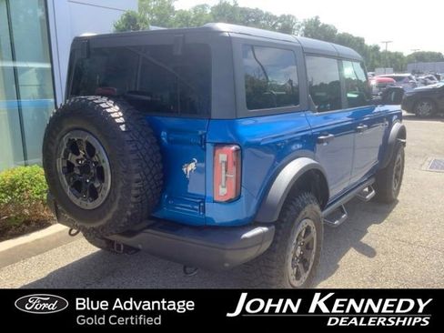 Certified 2022 Ford Bronco Badlands AWD/4WD image 3